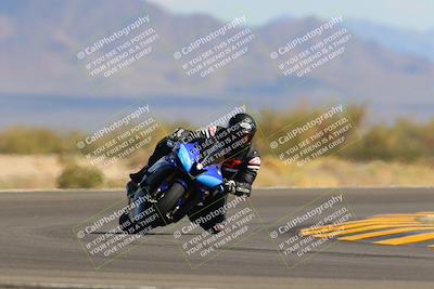 media/Oct-09-2022-SoCal Trackdays (Sun) [[95640aeeb6]]/Turn 15 (150pm)/